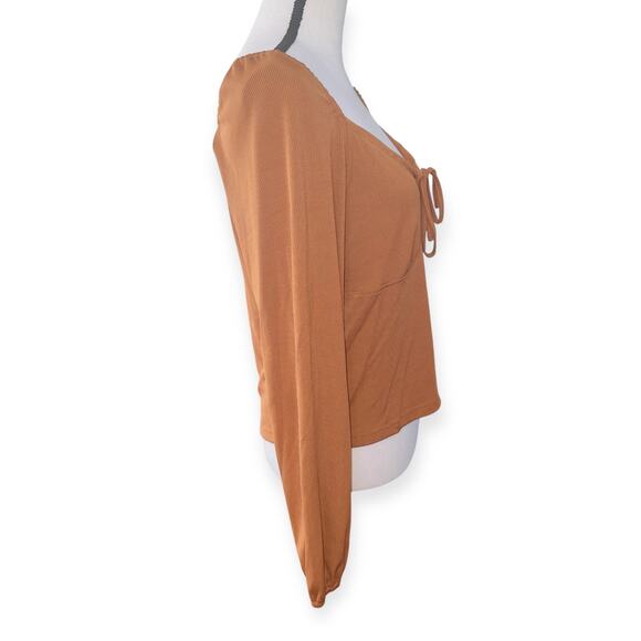Cottagecore Brown Off the Shoulder Cropped Blouse - Picture 5 of 6